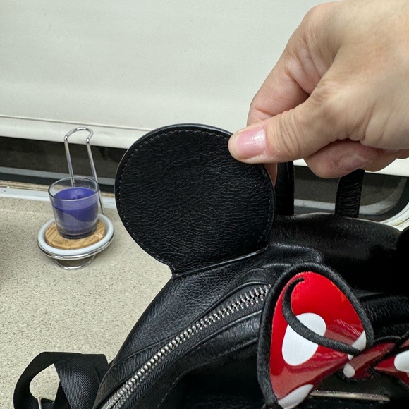 Loungefly Disney Minnie Mouse Purse - Picture 6 of 10